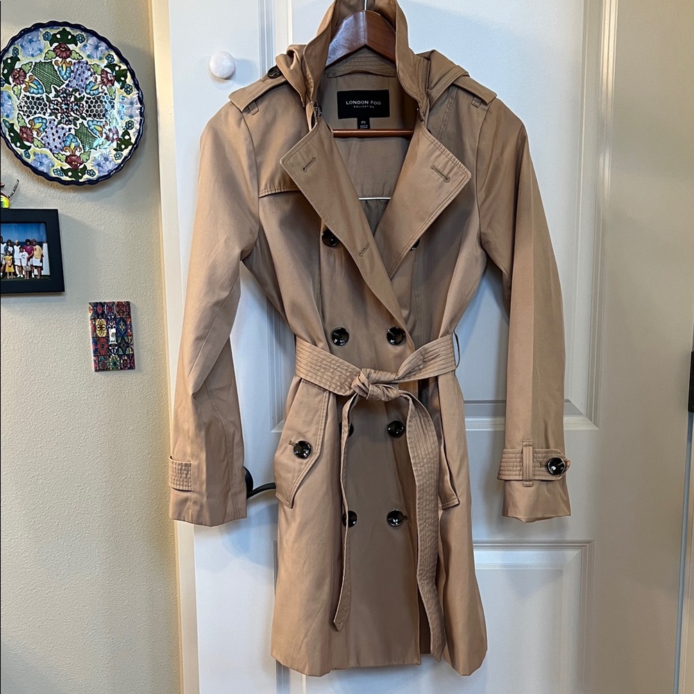 London Fog Khaki Double-Breasted Trench Coat S